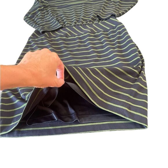 LL Bean Signature Dress Knee Length Striped Stretch Knit Womens Size 8 - Picture 5 of 11